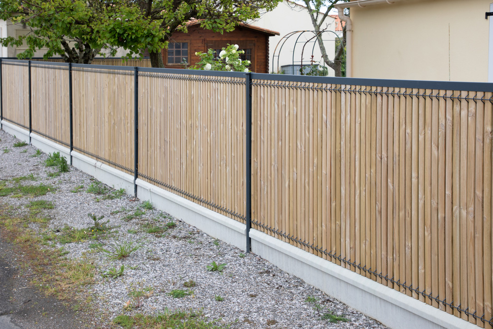 How To Seal Your Wood Fence: Tips For A Smooth Finish